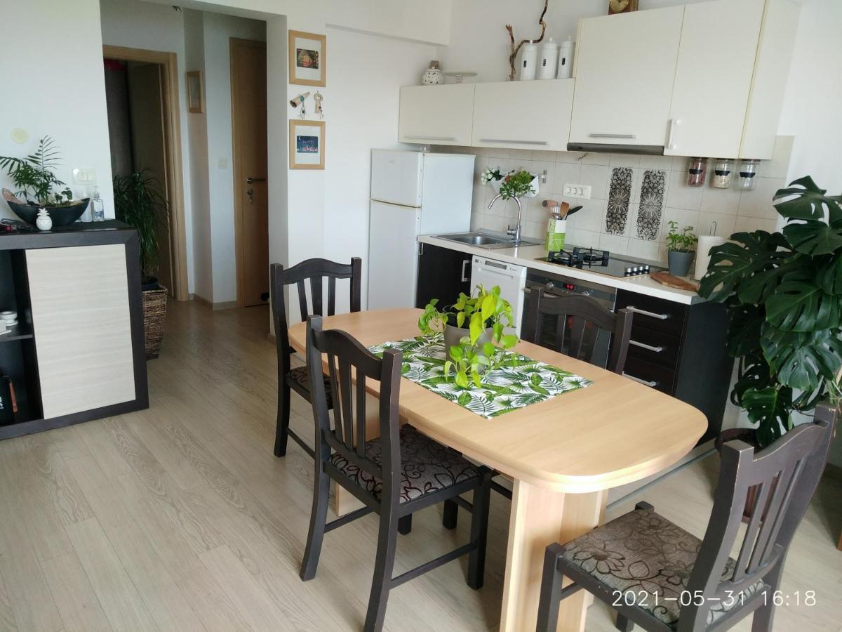Private Pool And Sea View Apartment Omiš Eksteriør bilde